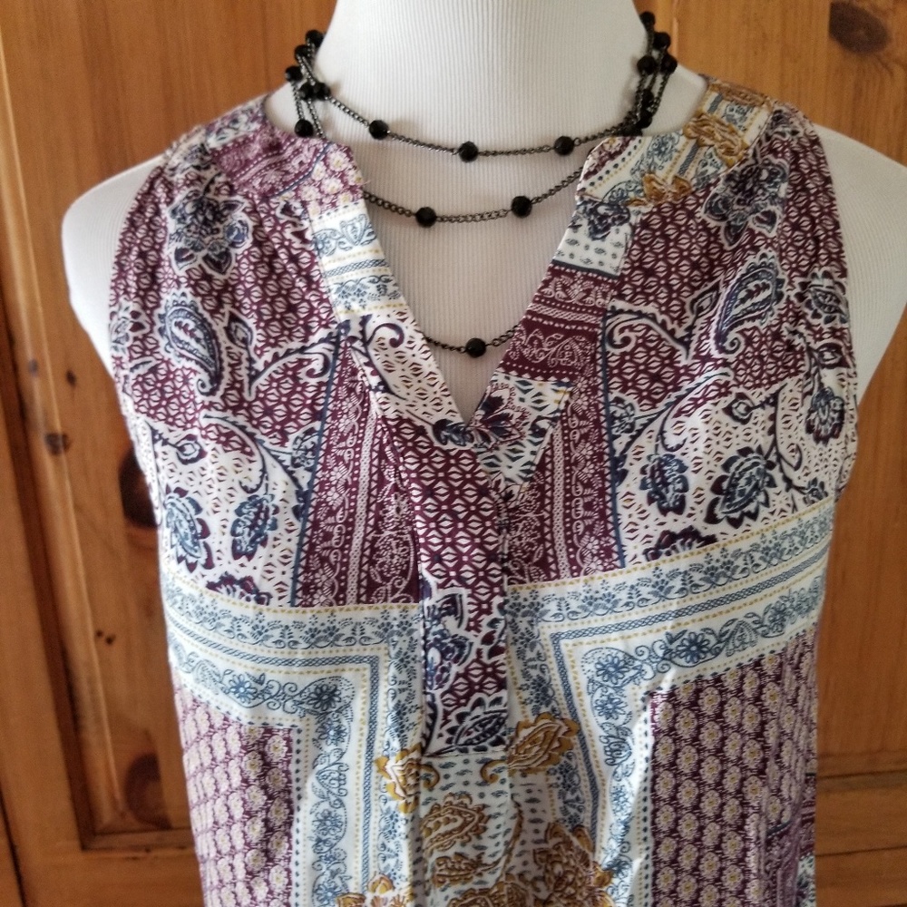 Artisan  NY Sleeveless top